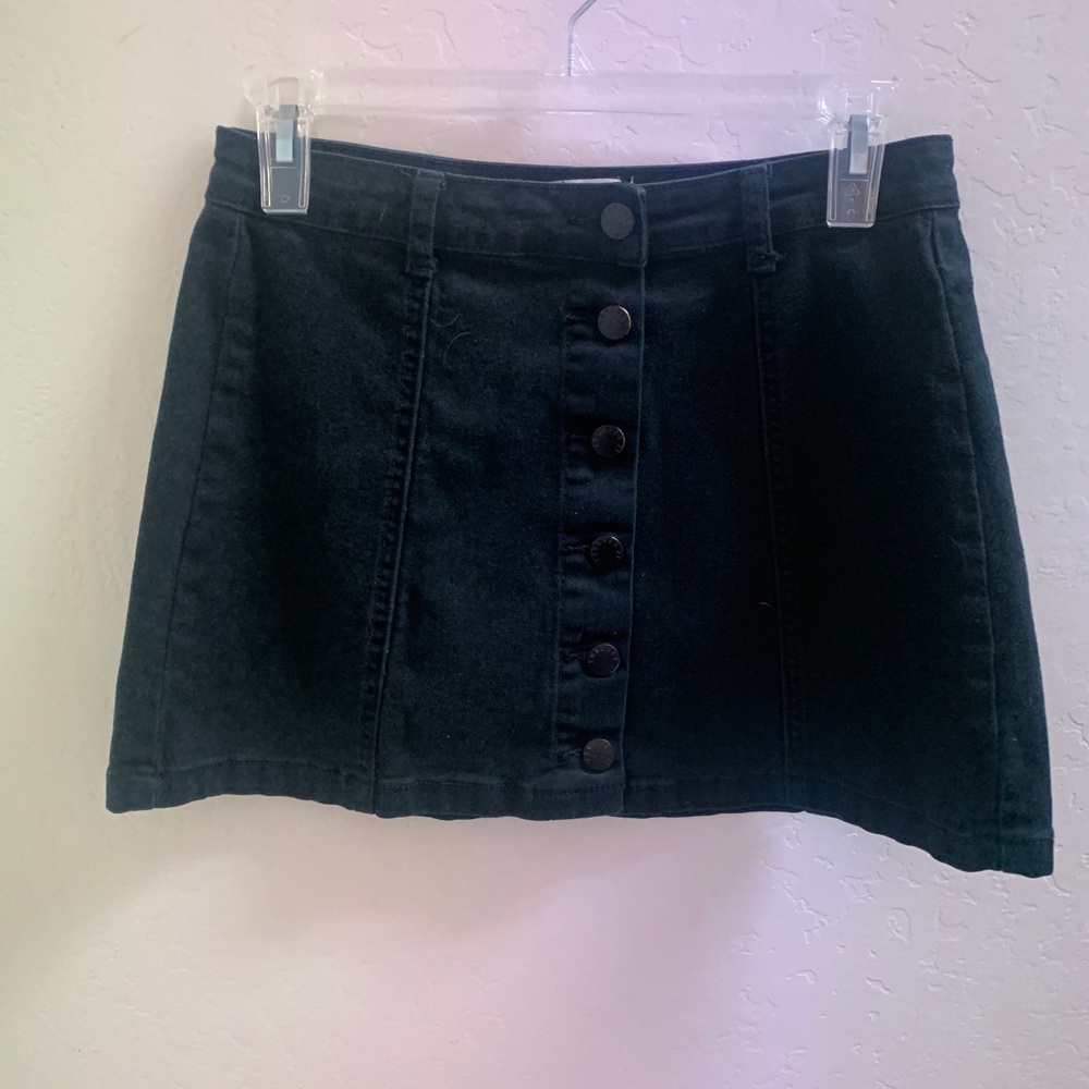 Black skirt